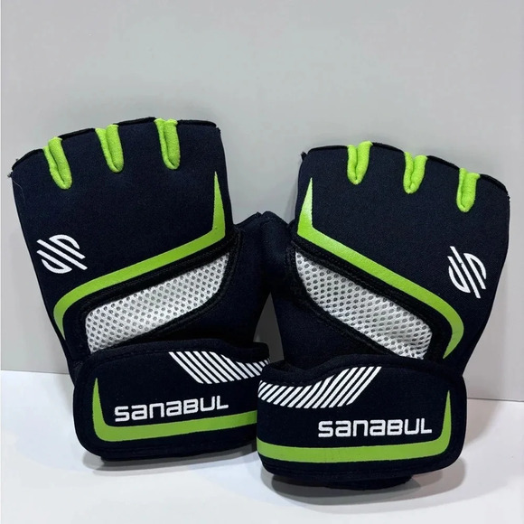 Cross Training MMA Boxing Padded Gloves Hand Wraps Sanabul - Picture 2 of 4